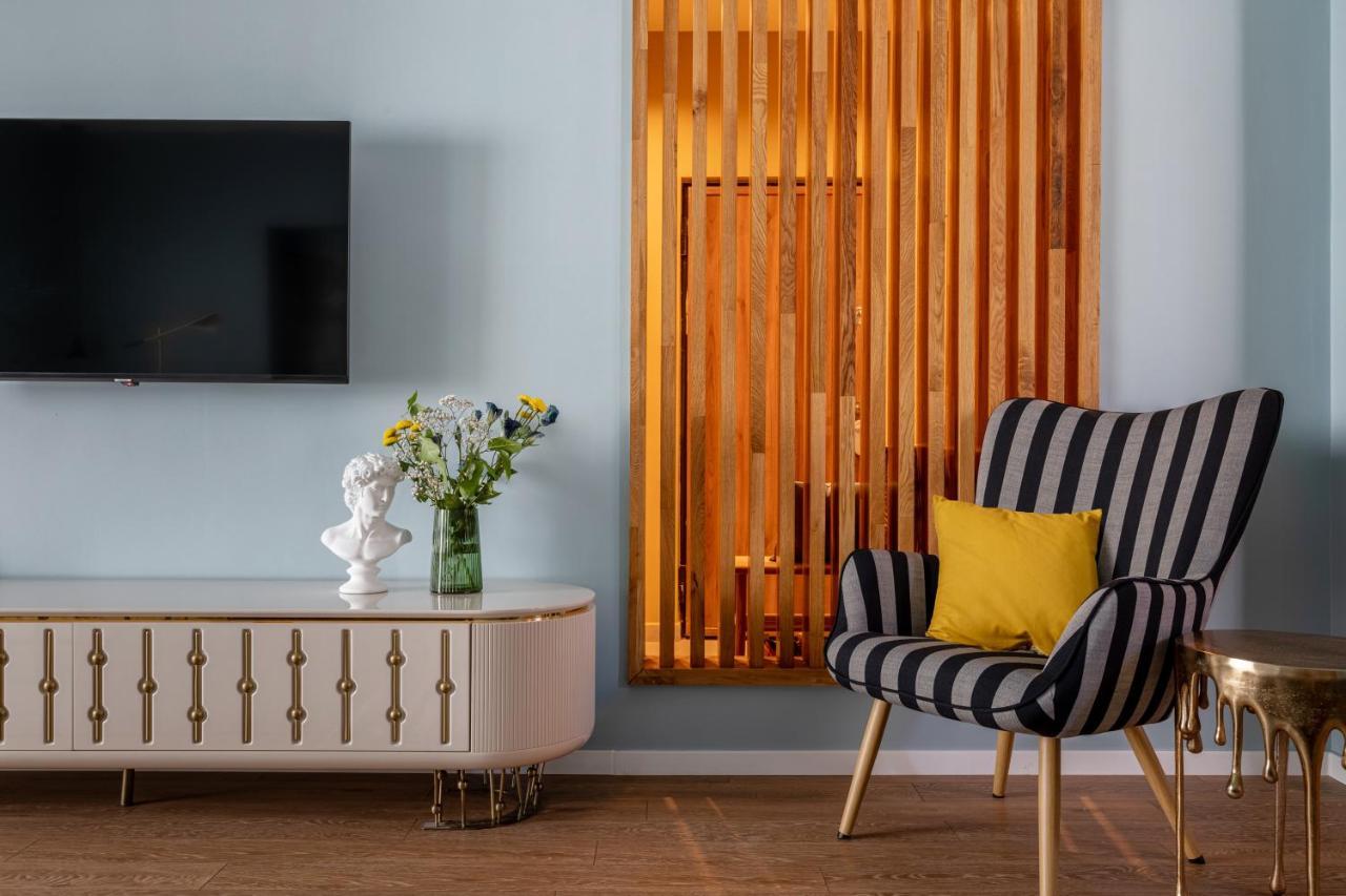 Holt - Dolce In Napoli Apartment Букурещ Екстериор снимка